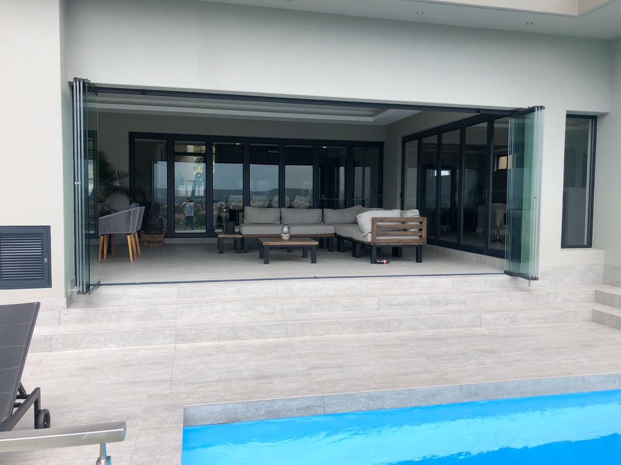  Maxiview リーフレット